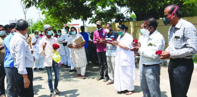 ಜಿಲ್ಲೆಯ ಪ್ರಥಮ ಕೊರೊನಾ ಸೋಂಕಿತ ವ್ಯಕ್ತಿ ಆಸ್ಪತ್ರೆಯಿಂದ ಬಿಡುಗಡೆ